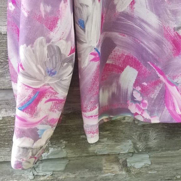 Vintage abstract Pink floral blouse - Picture 4 of 5